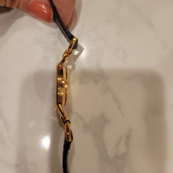 GUCCI Vintage Watch - Picture 5 of 15